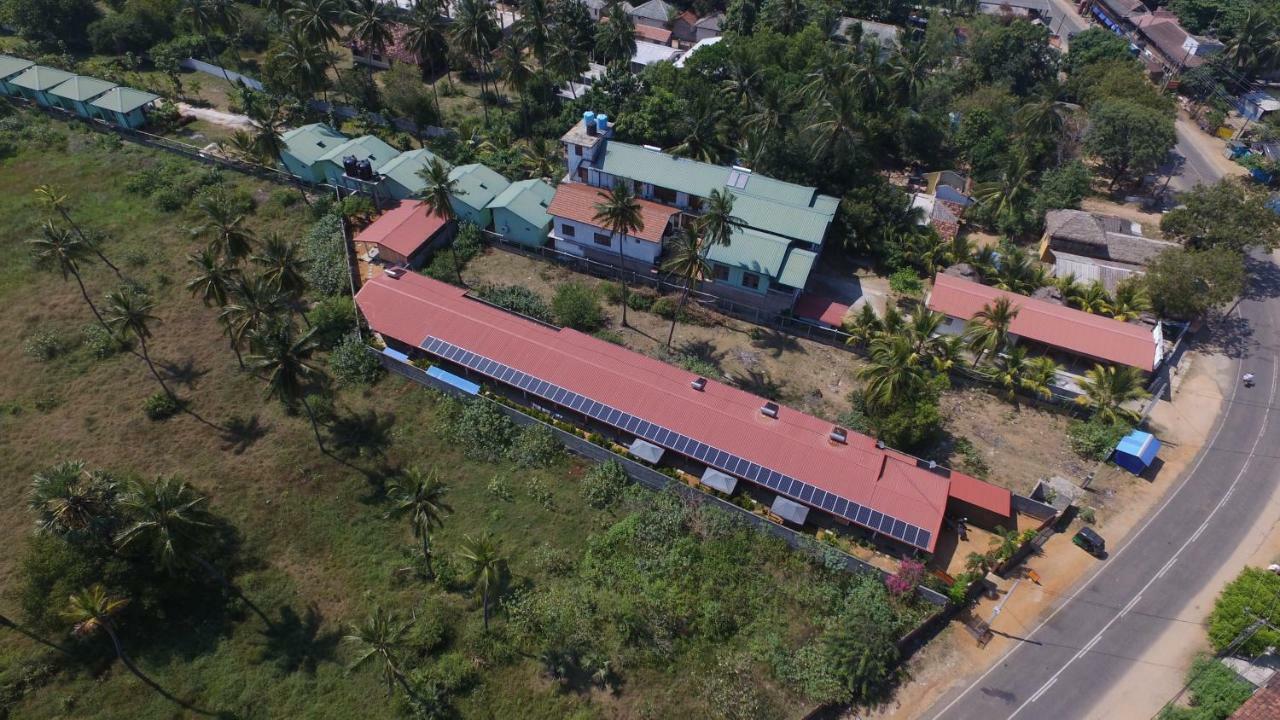 The Long Hostel Arugam Bay Exterior foto